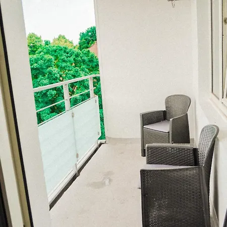 Lägenhet Bege Remote Base *