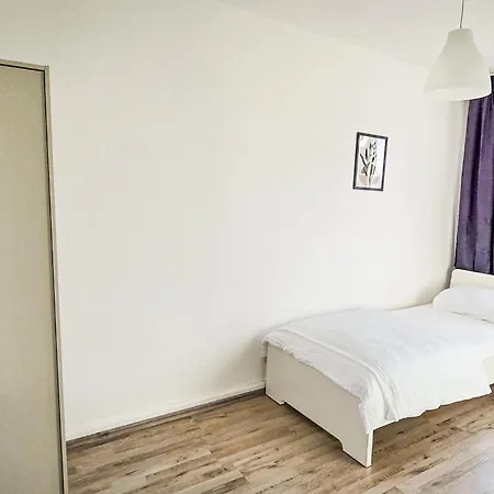 Bege Remote Base Lägenhet